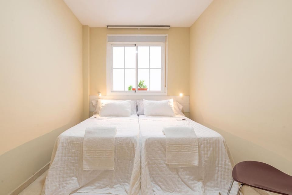 New GR0-flat with private backyard in Málaga Center Apartment in Malaga