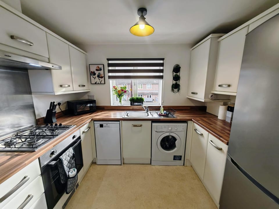 Dakota 2Bed - AwayOnBusiness Apartment in Eastleigh District