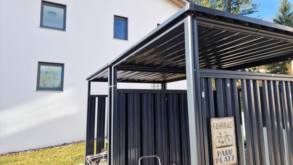 Property building, Cycling