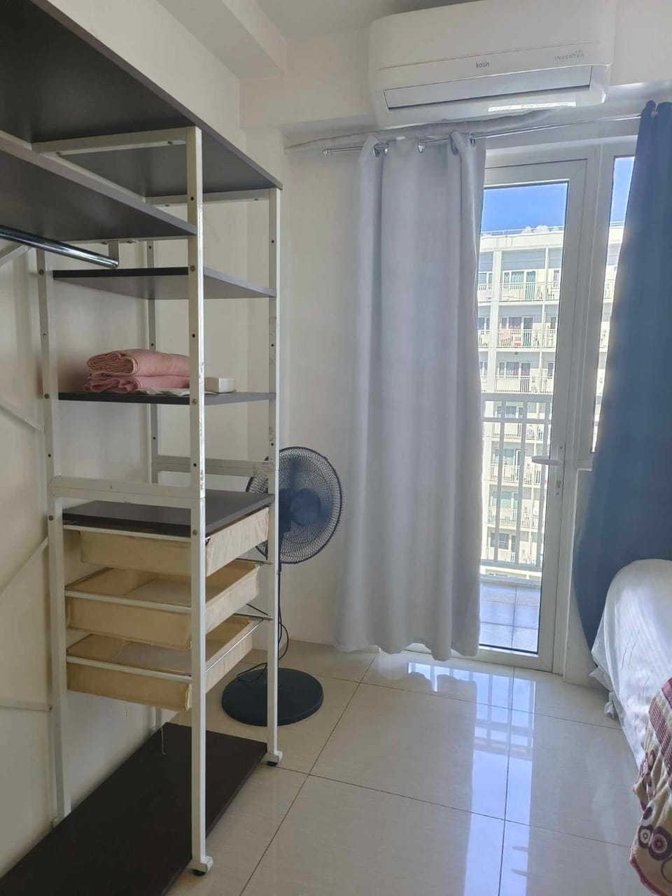 Shore Condotel Metro Staycation Apartment hotel in Pasay