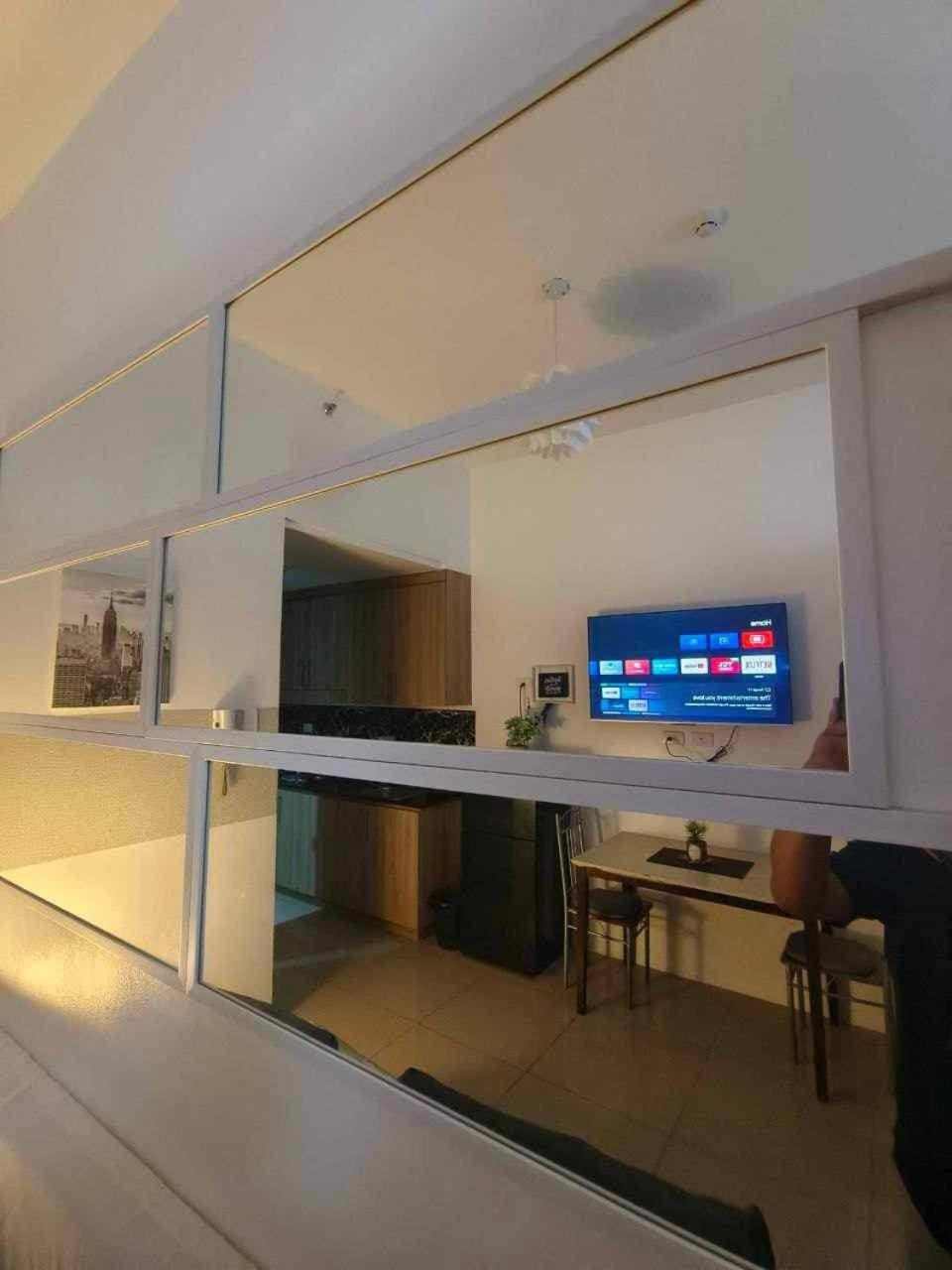 Shore Condotel Metro Staycation Apartment hotel in Pasay