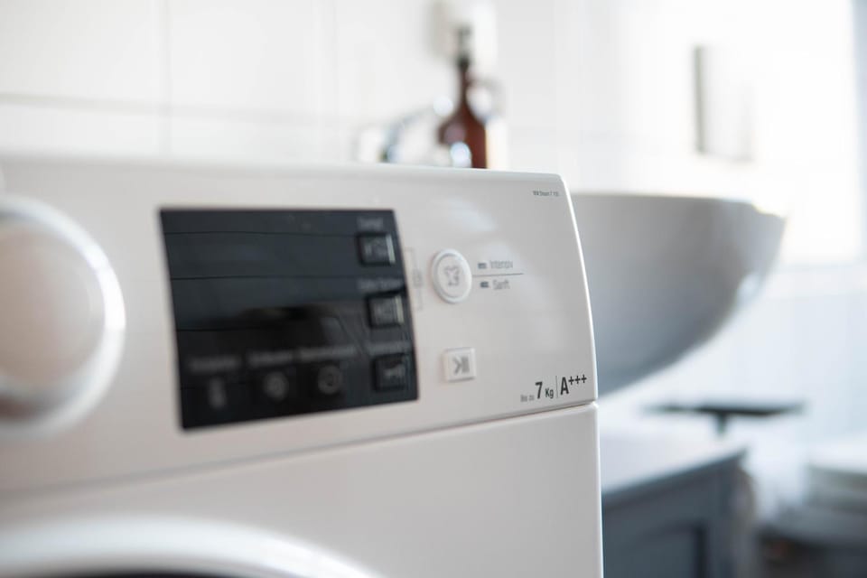 washing machine, washing machine
