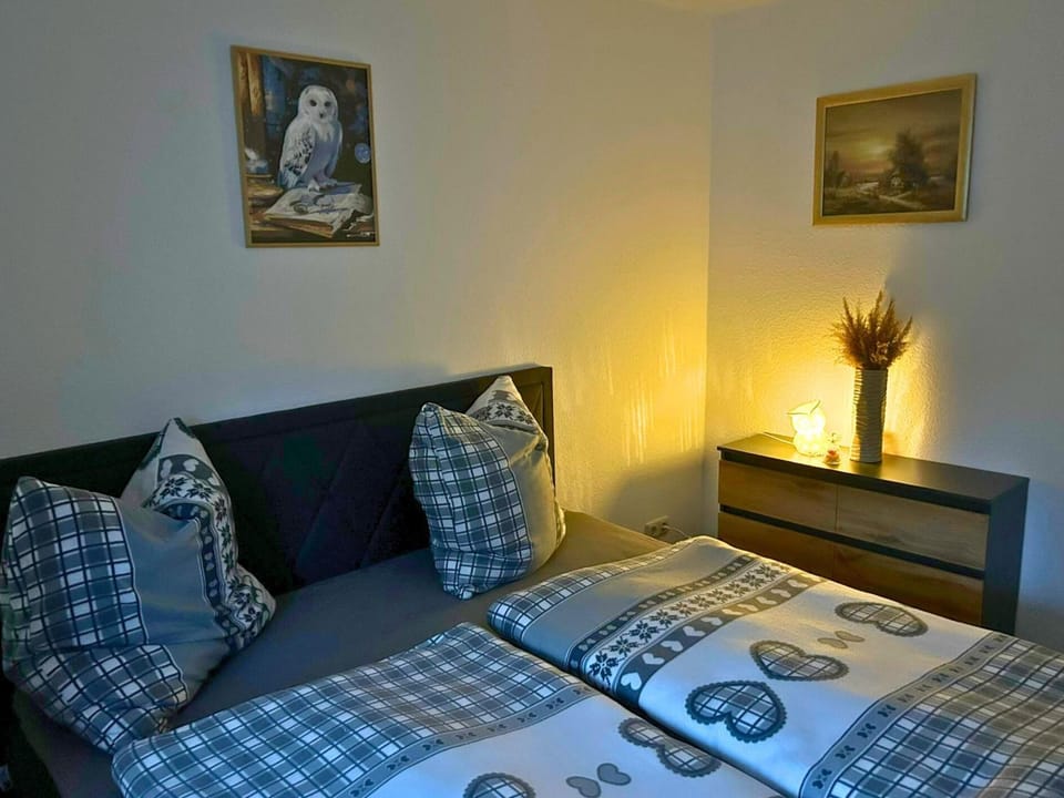 Bed, Decorative detail, Bedroom
