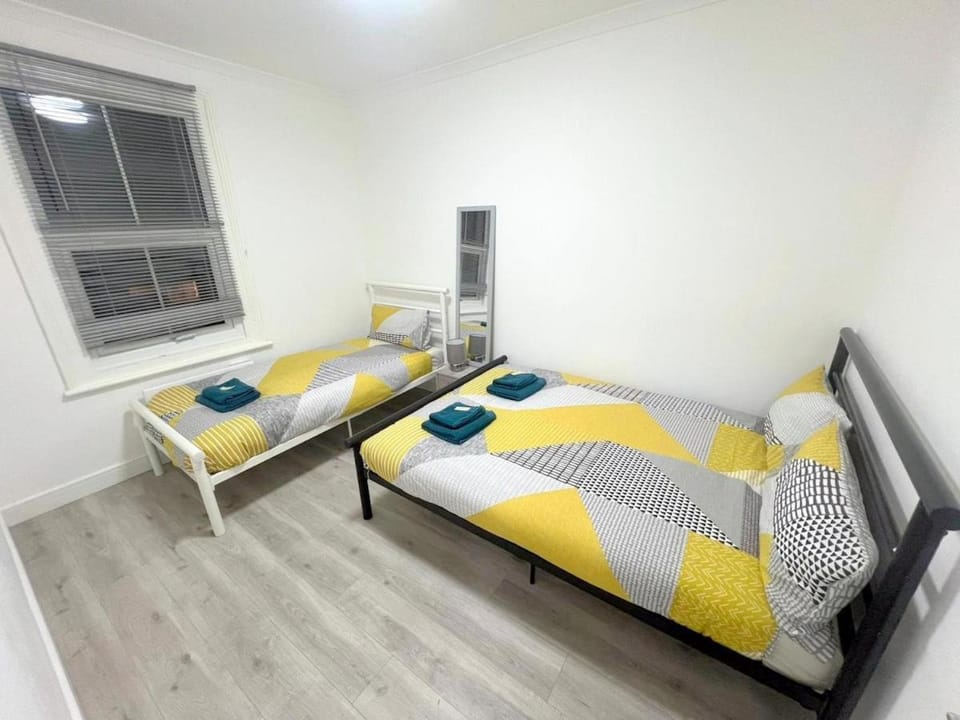 NEW 5-bedroom house in Croydon South London House in Croydon