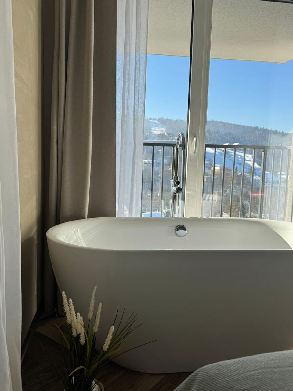 Bedroom, Bath