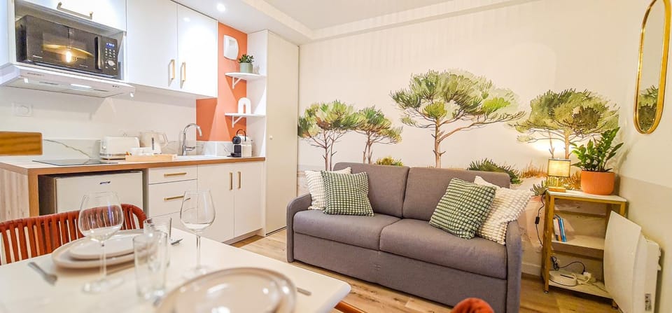 Kitchen or kitchenette, Living room, Dining area, heating