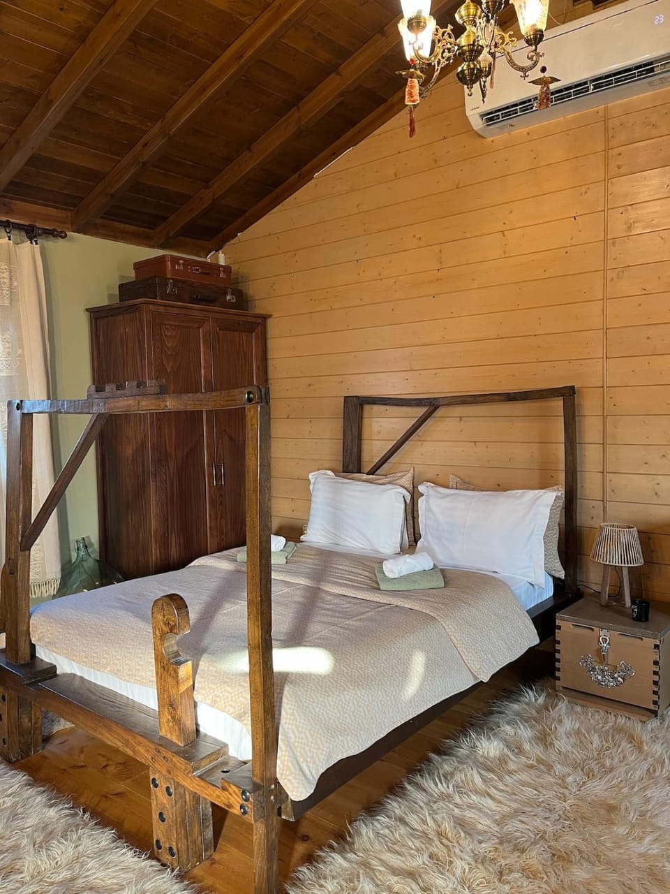 Ξύλινη Φωλιά - Wooden Nest House in Peloponnese, Western Greece and the Ionian