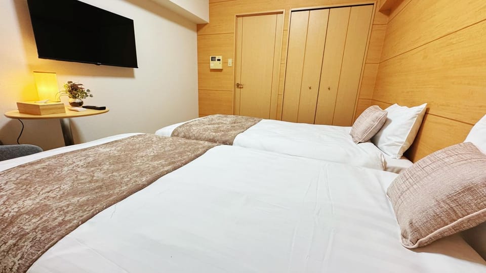 Bed, Bedroom, wardrobe