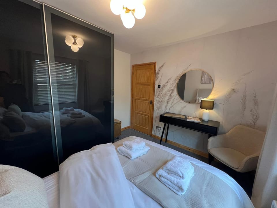2 Bedroom Apartment 11 Minutes From Stansted Airport Apartment in Uttlesford