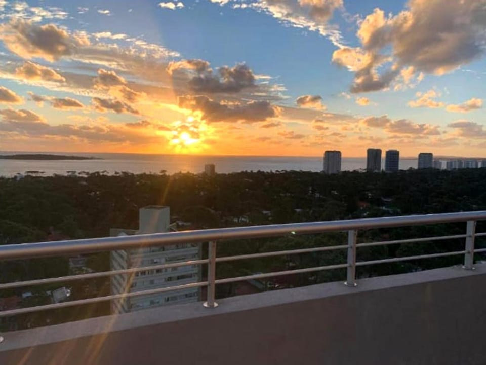 Greenlife Apartamento Punta del Este -Full Amenities - Vista Increíble Apartment in Punta del Este