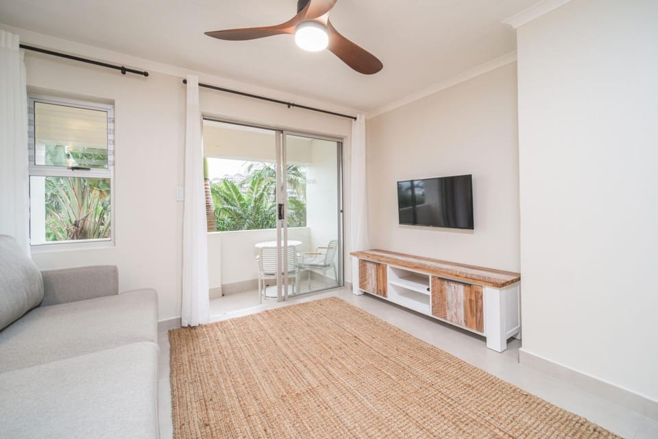 Seaside Serenity Apartment in Dolphin Coast