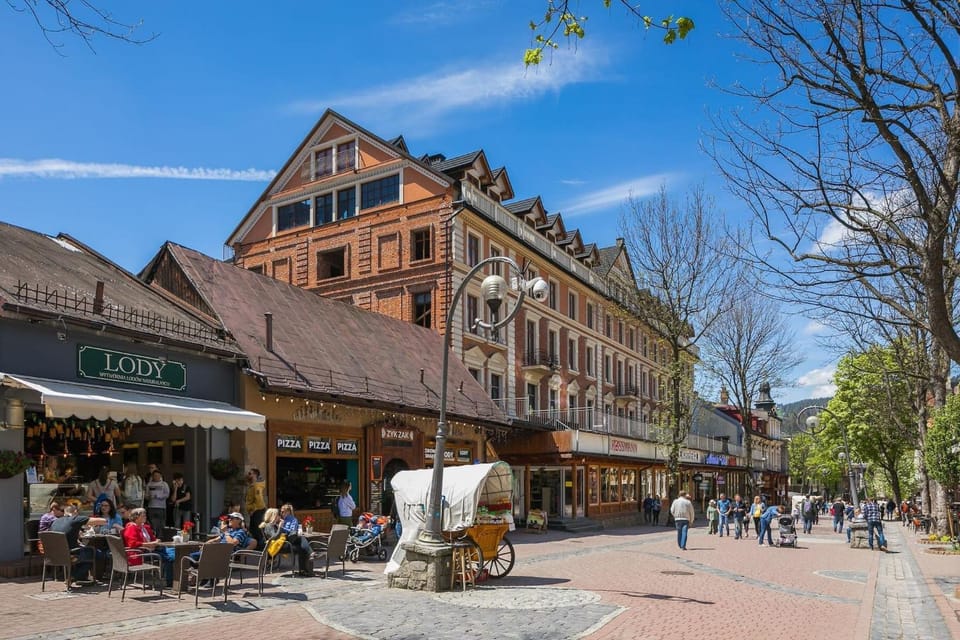 Property building, Street view