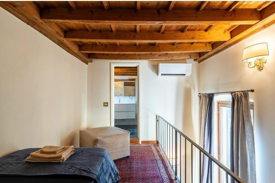 10 minutes from the Duomo - Elegant Maison Apartment in Milan