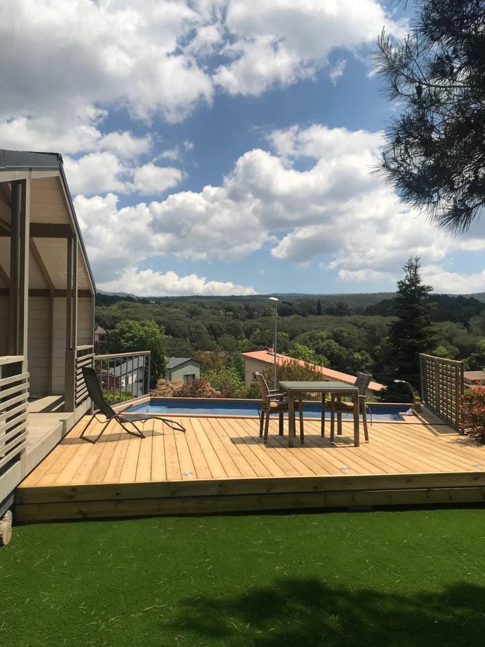 La Dacha Montanya House in Vallès Oriental