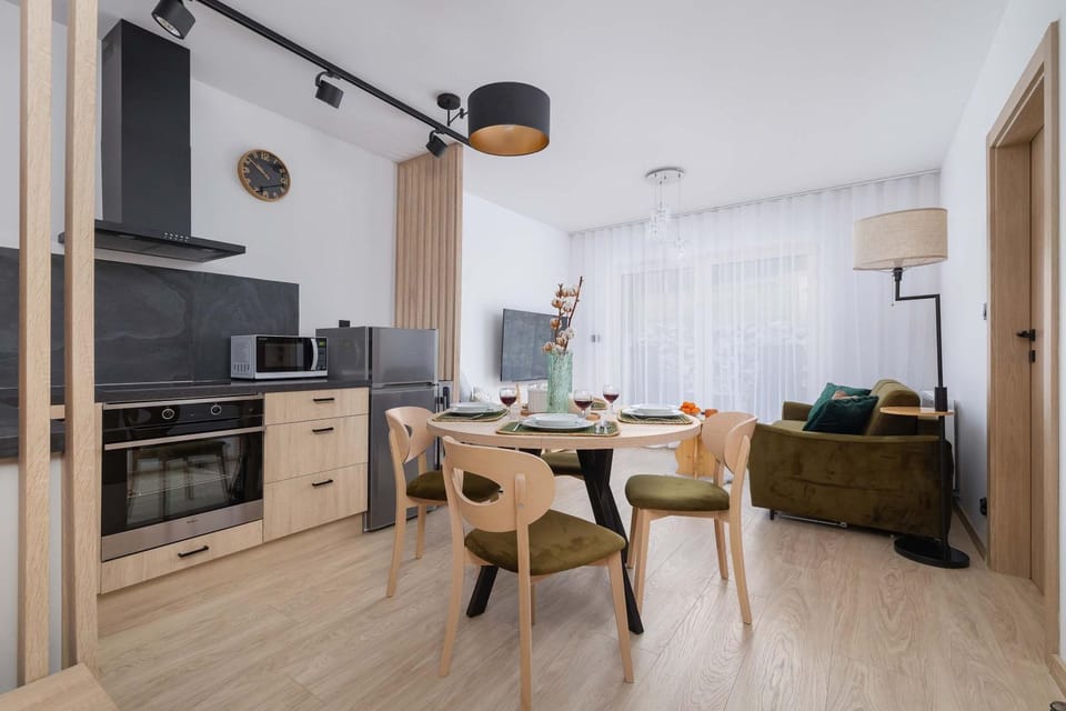 Spokojna Cozy Apartment with Patio & Parking in Wisła by Noclegi Renters Apartment in Poland