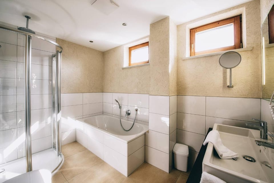 Shower, Bathroom, Bath