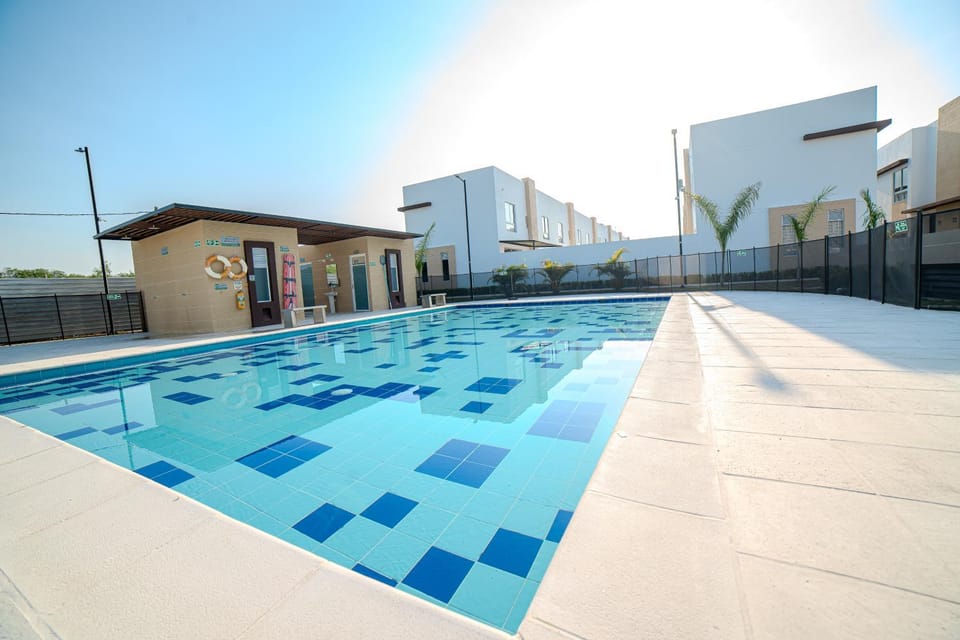 Pool view, Swimming pool