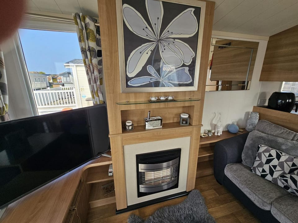 TV and multimedia, Seating area