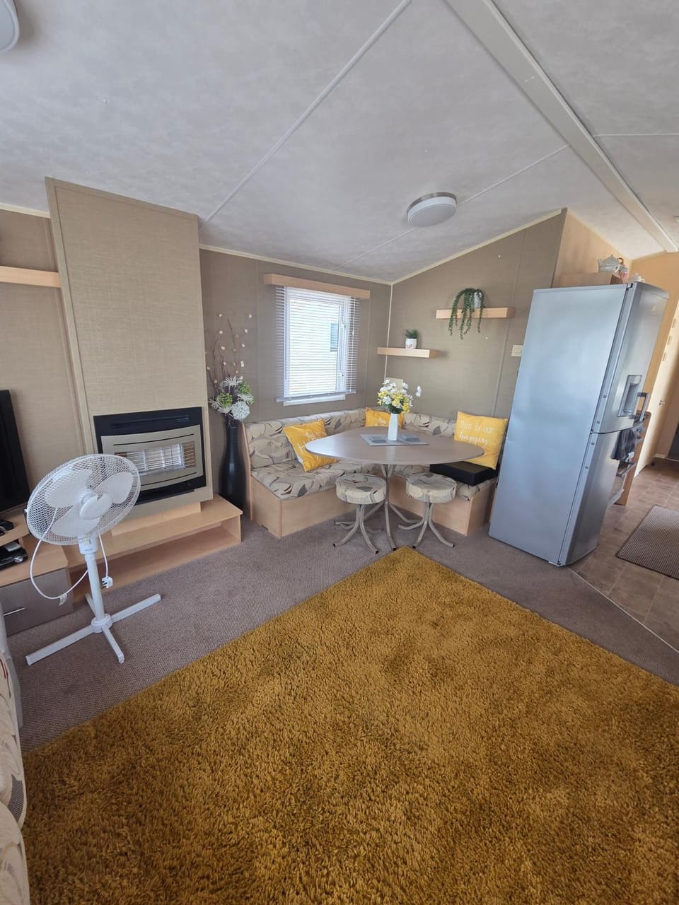 Donna 2 bed rhyl robin hood House in Rhyl
