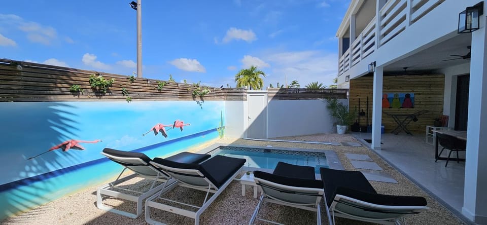 Property building, Patio, Day, Garden, View (from property/room), Balcony/Terrace, Garden view, Pool view, Swimming pool, Swimming pool, sunbed