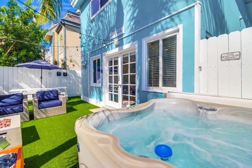 Casa Azul Lower House in Mission Beach