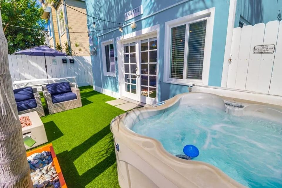 Casa Azul Lower House in Mission Beach