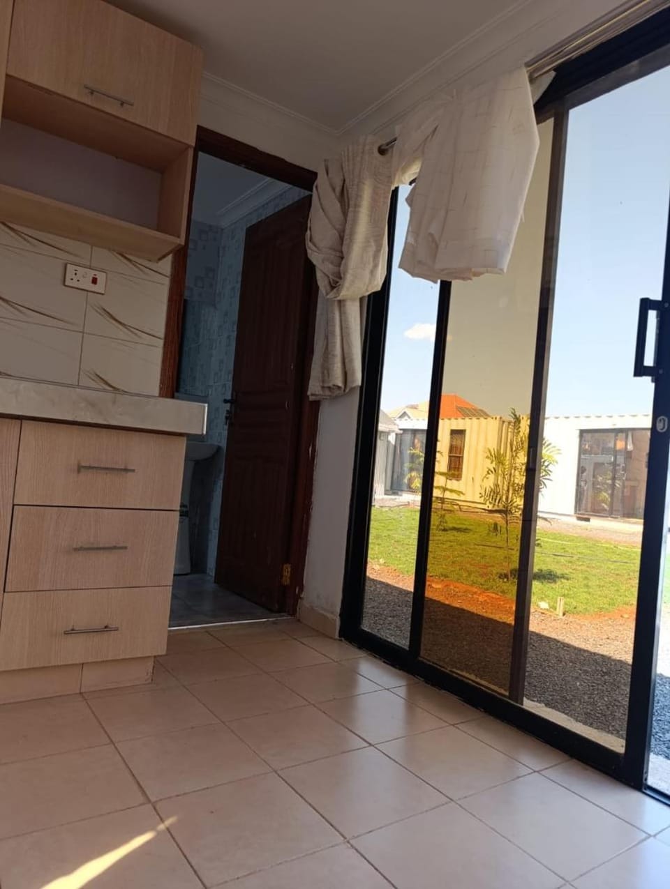 Cozi Gardens Syokimau-Katani road 30min to SGR NBO Expressway & JKIA Resort in Nairobi