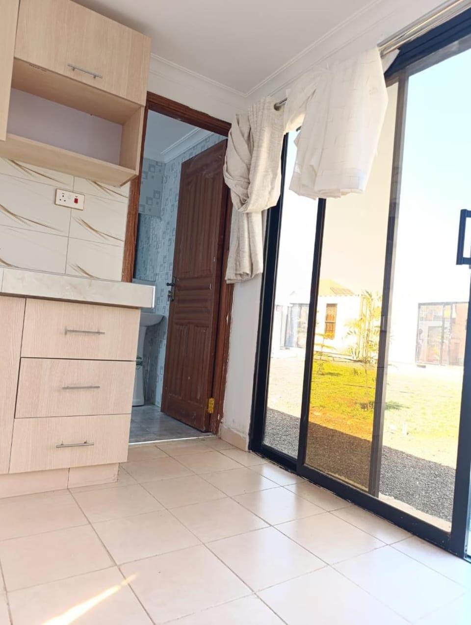 Cozi Gardens Syokimau-Katani road 30min to SGR NBO Expressway & JKIA Resort in Nairobi