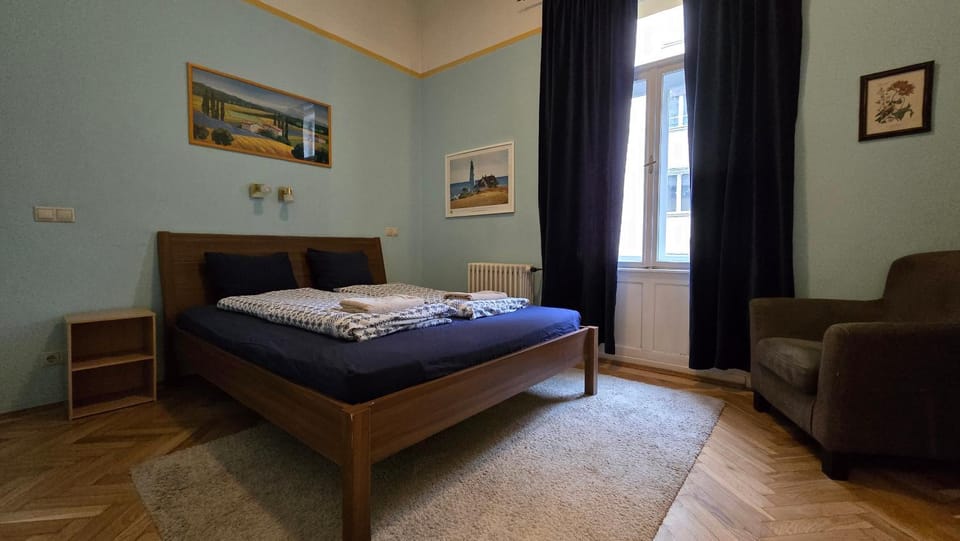 Bed, Day, Bedroom