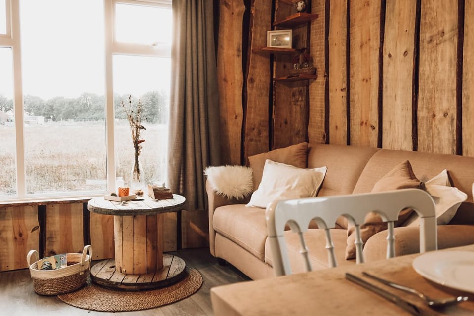 Communal lounge/ TV room, Living room