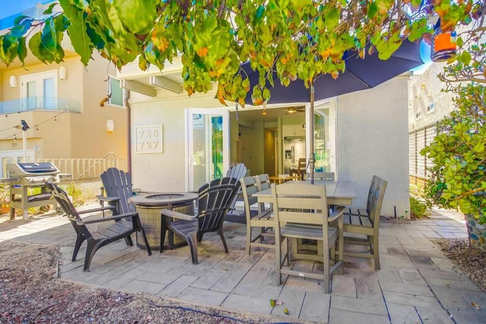 Coastal Haven House in Mission Beach