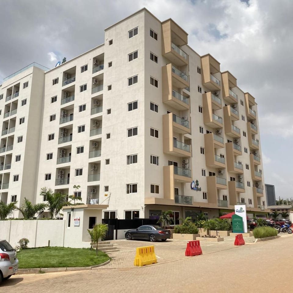 Property building, Day, Street view, Location