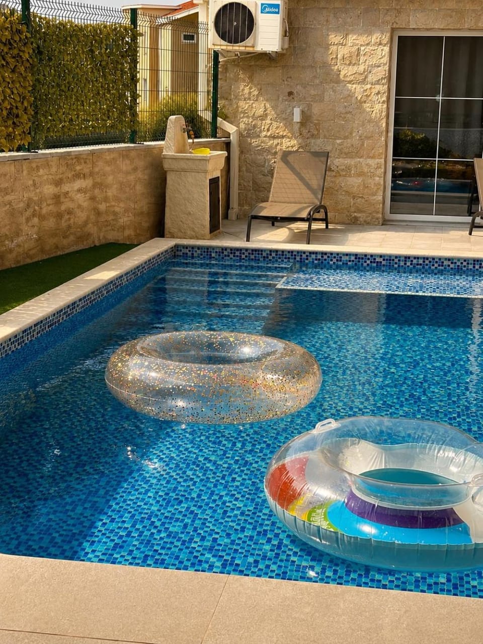 Private luxurious house with pool and garden Villa in Kotor Municipality