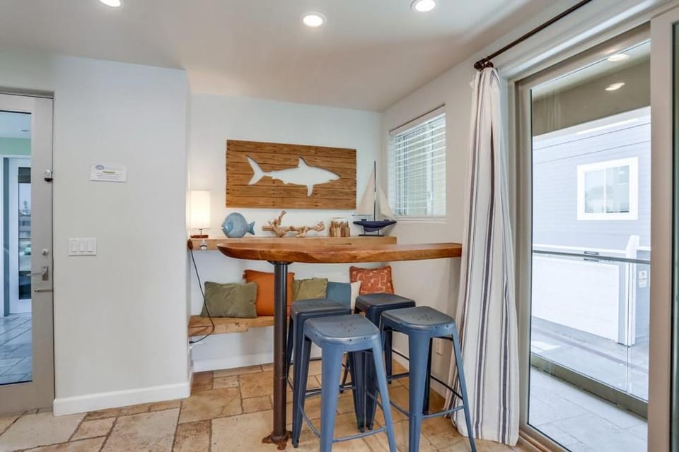 Ocean Breeze 1 House in Mission Beach