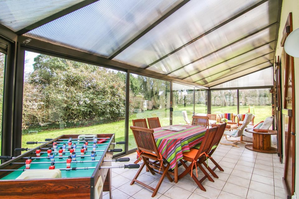 Patio, Game Room, Garden, Solarium, Dining area
