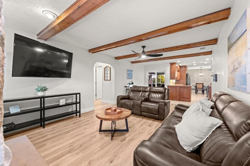 White Sands Escape Heated Pool & Fire Pit House in Port Saint Lucie