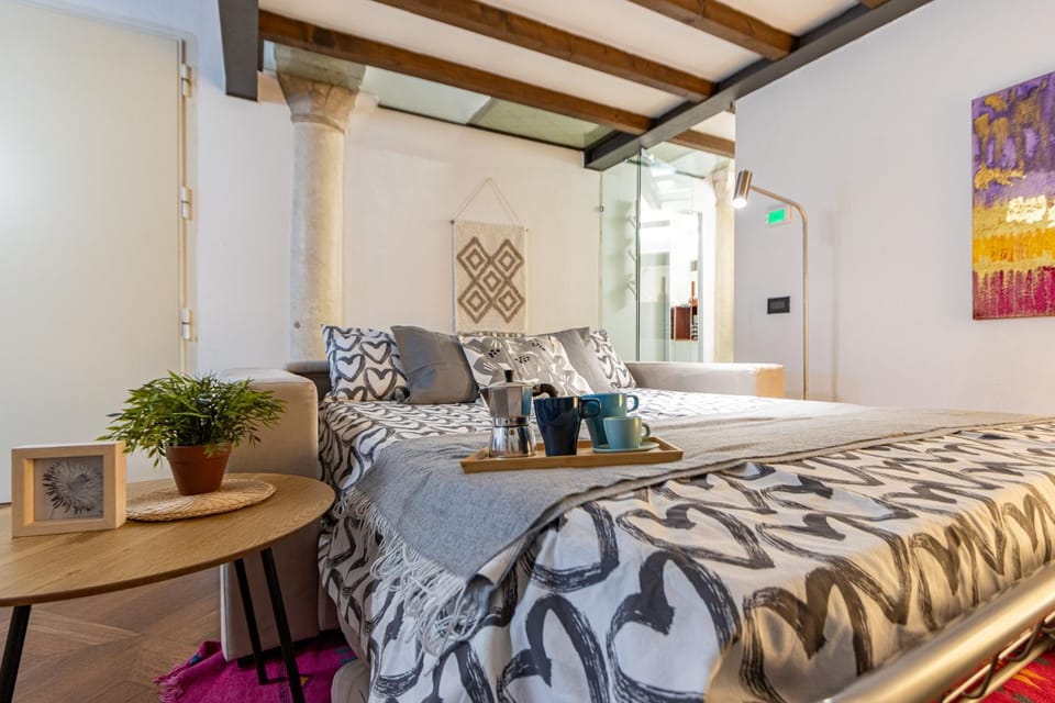 Bed, Bedroom