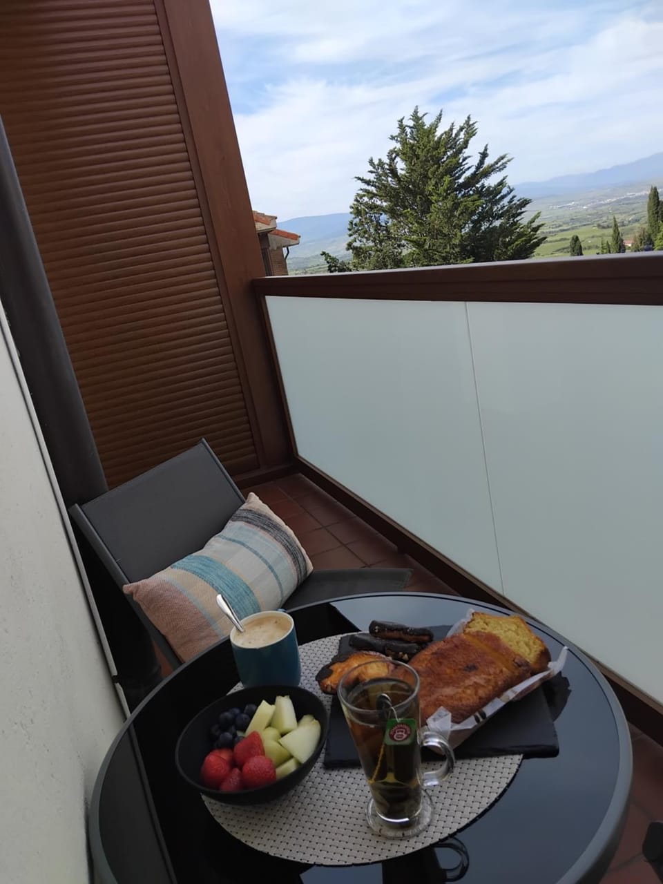 View (from property/room), Balcony/Terrace, Breakfast