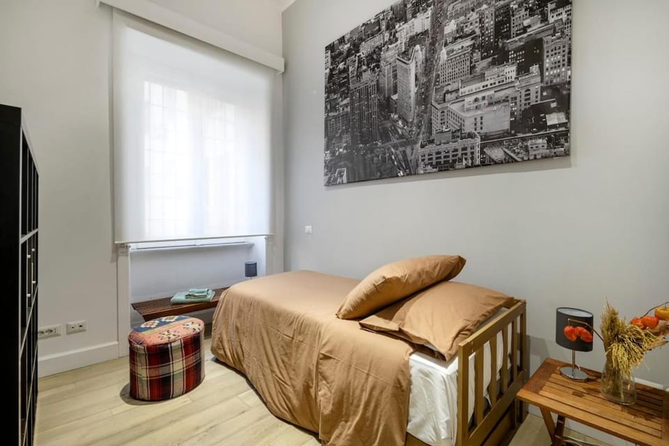 Bordeaux luxury apartment Rome Apartment in Rome
