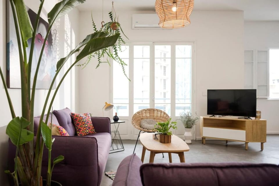 Trendy 3bdr Apartment in Mar Mikhael Apartment in Africa