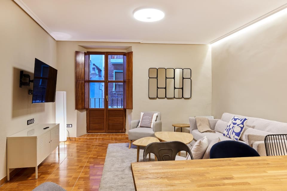 Communal lounge/ TV room, Living room