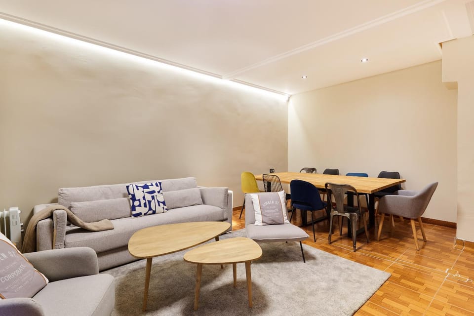 Communal lounge/ TV room, Living room
