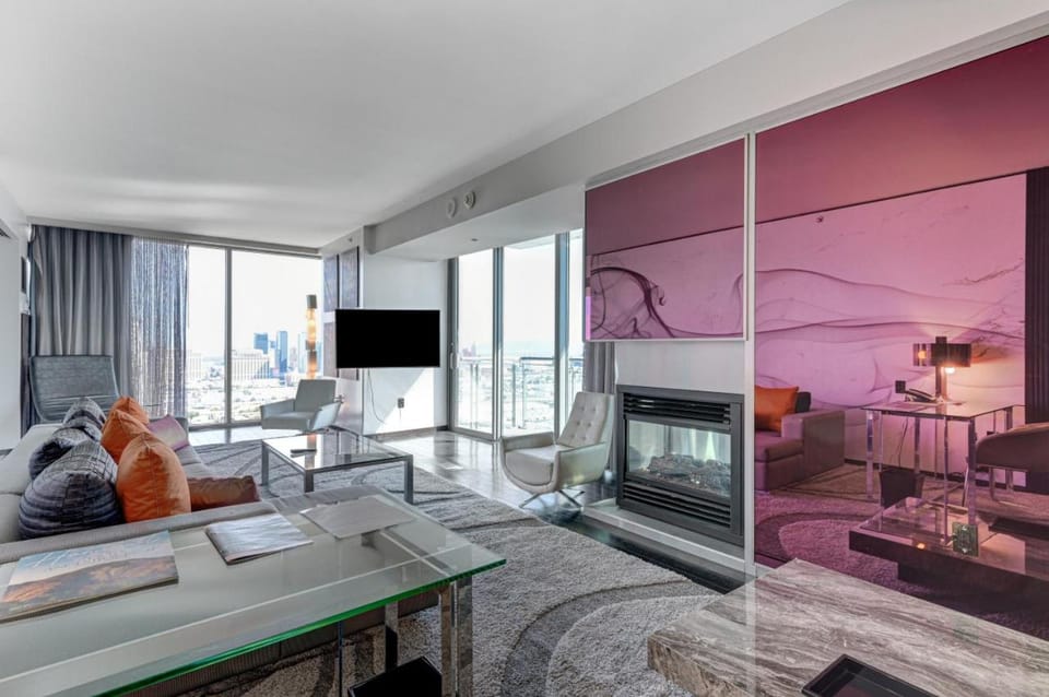 Living room, Photo of the whole room, Seating area