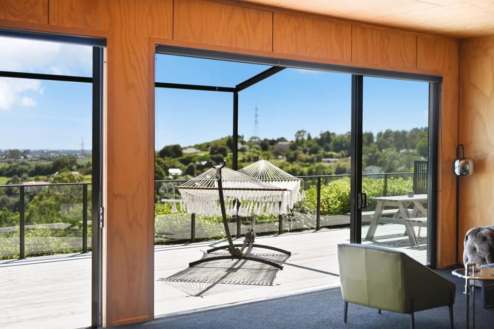 Luxury Hilltop Retreat House in Tauranga