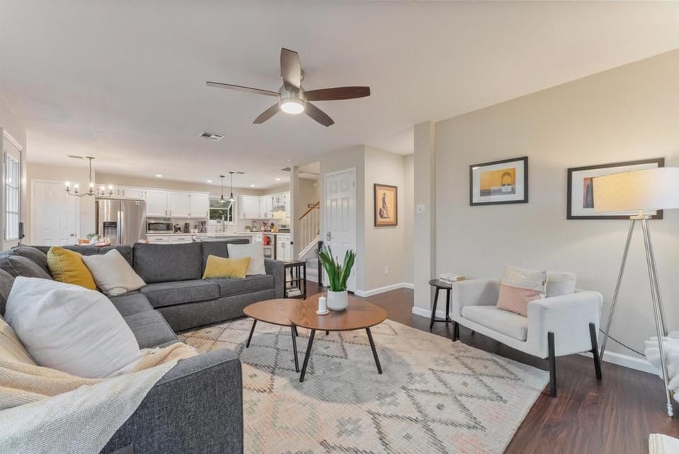 4BR Retreat Near Austin Backyard & Fire pit House in Pflugerville