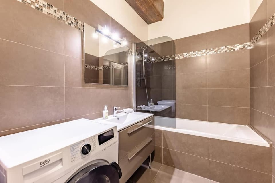 Charming Apartment 2BR 6P St-Germain-des-prés Apartment in Paris