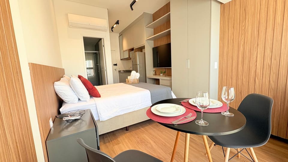 Kitchen or kitchenette, Photo of the whole room, Dining area, Bedroom