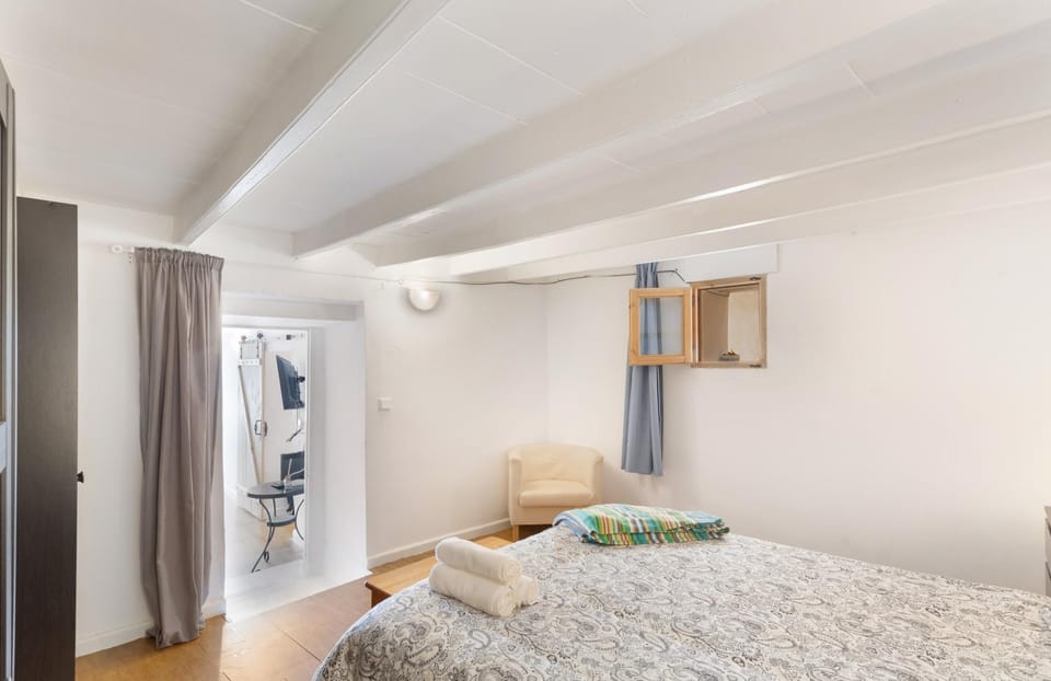 Living room, Bedroom