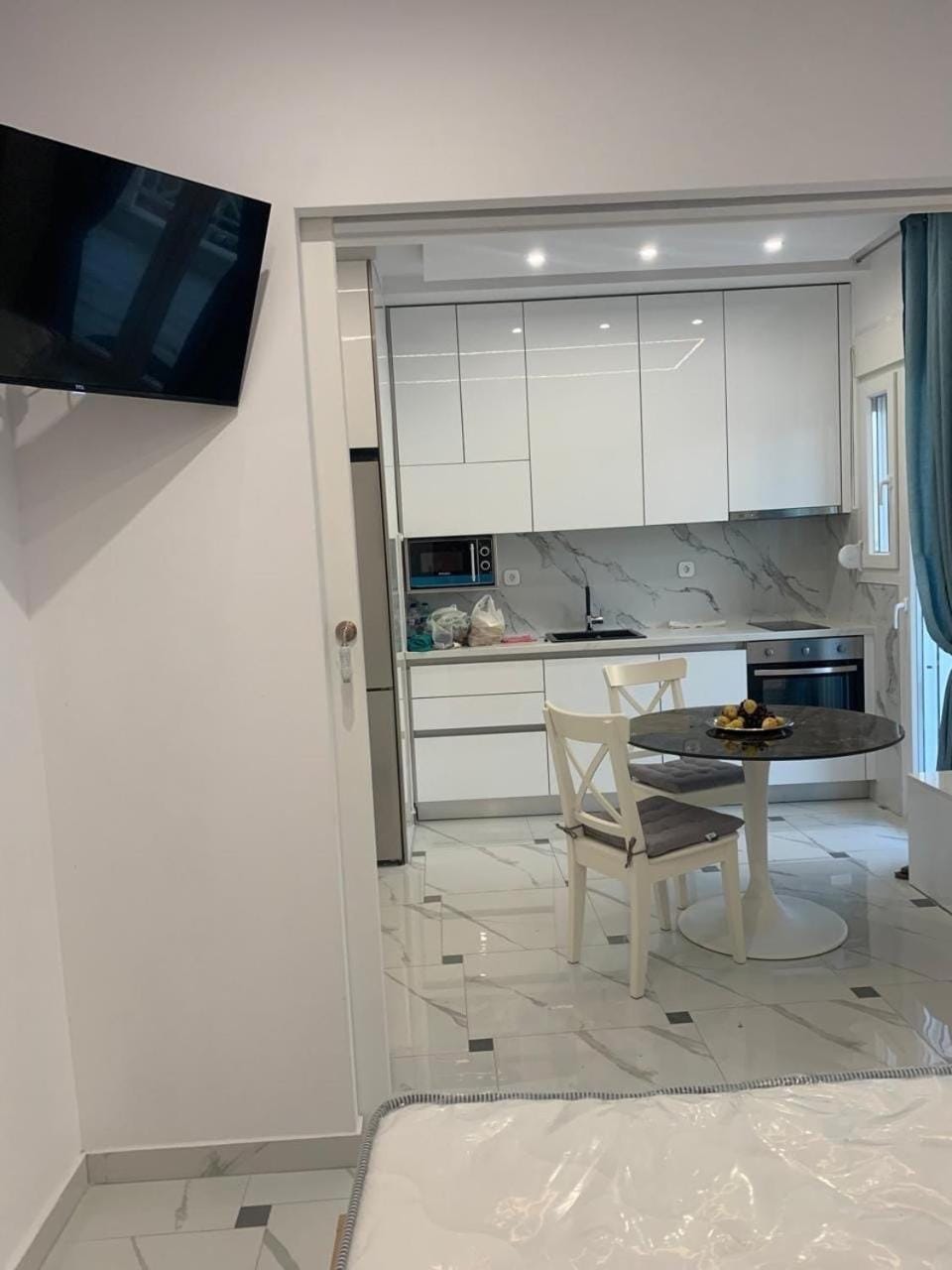 TV and multimedia, Kitchen or kitchenette, Dining area
