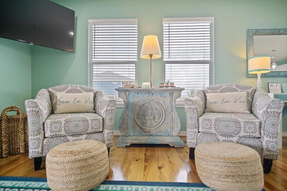 Cottage del Mar - 3BR Beachfront, Sleeps 10, Views House in Bolivar Peninsula